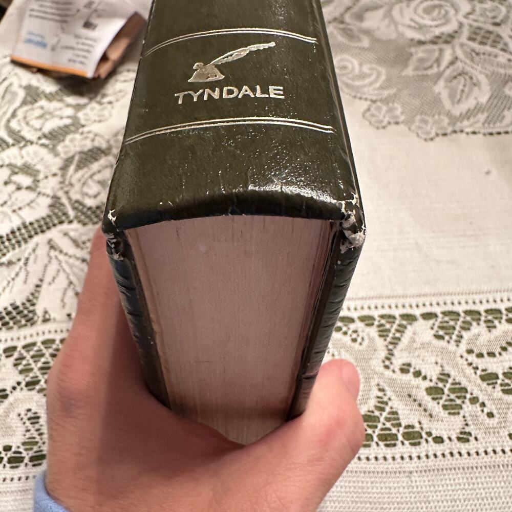 The Living Bible Paraphrased TYNDALE VTG Hardcover Green Faux Leather 1973 *Read - Picture 6 of 14